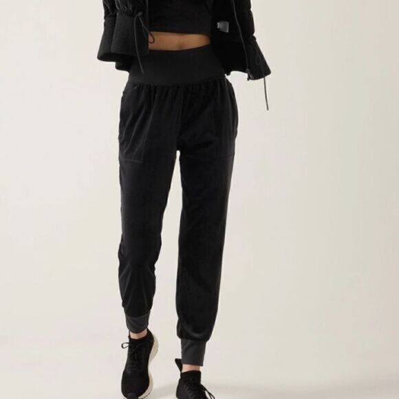 Athleta Salutation‎ Black Velvet Front Pockets High Waisted Jogger Size S - Picture 1 of 16